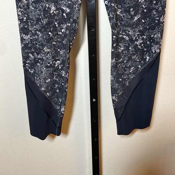 Lululemon Align Crop 21" Equalized Multi size 8 - Picture 8 of 15